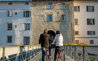 SCOPRI TIRANO IN PRIMAVERA: ARTE, GASTRONOMIA E TRENINO ROSSO