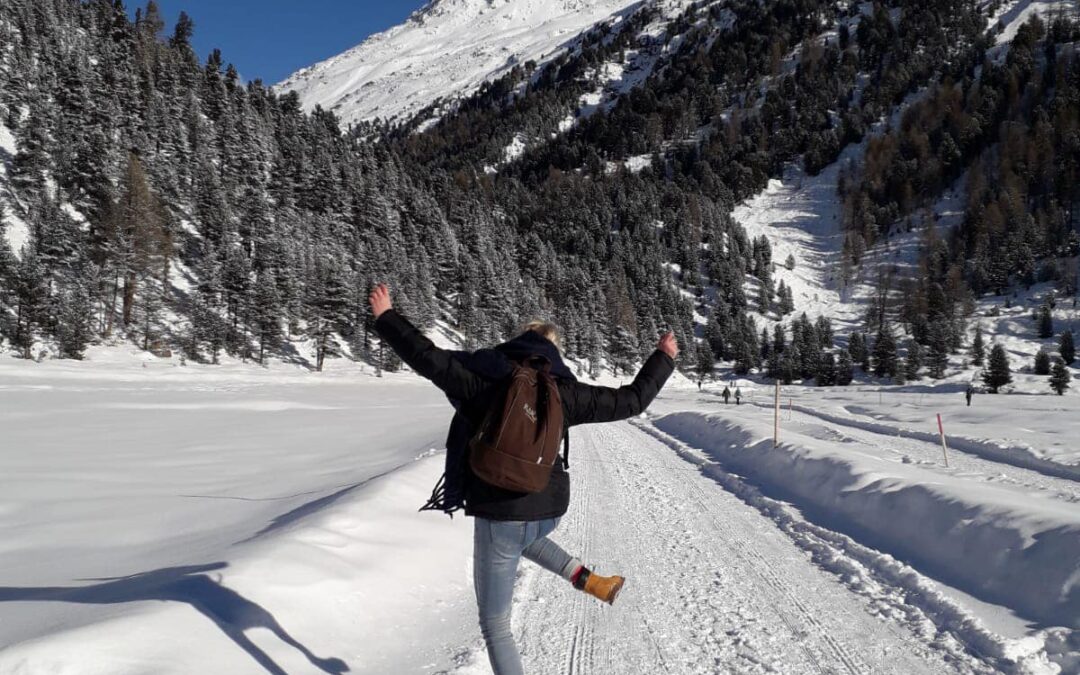 PICCOLO RICETTARIO PER VIAGGIATORI FELICI